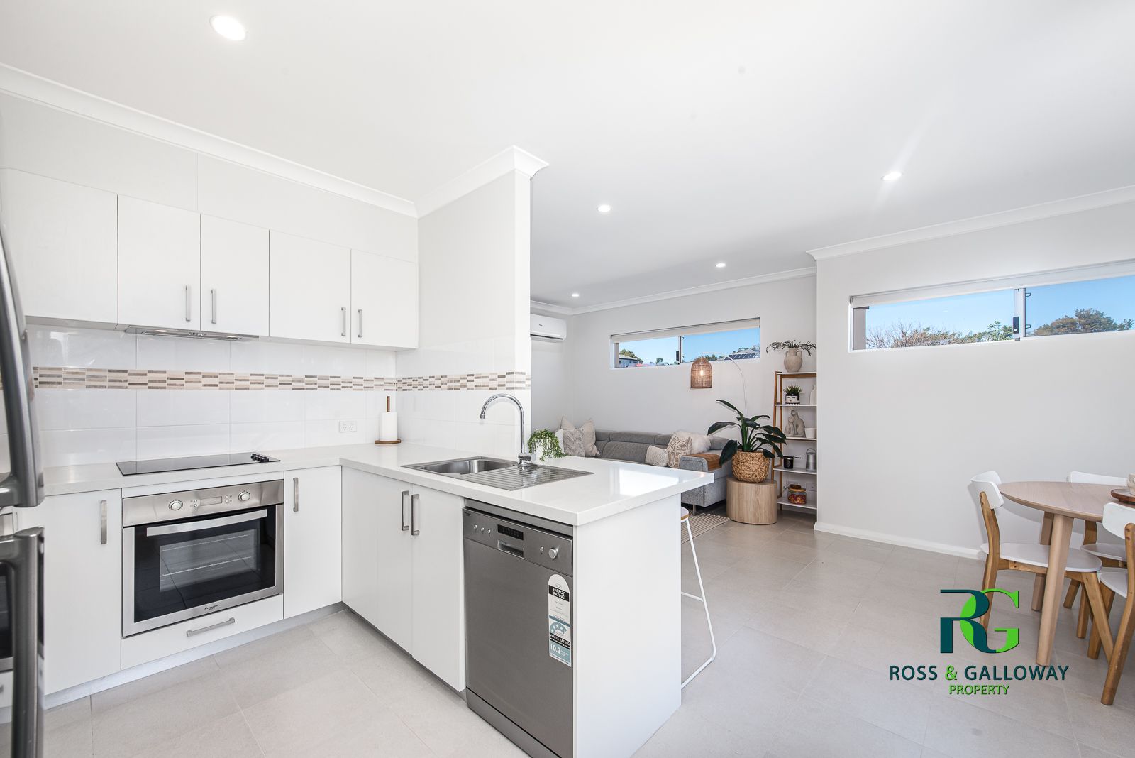 8/12A Prinsep Road, Melville WA 6156, Image 0