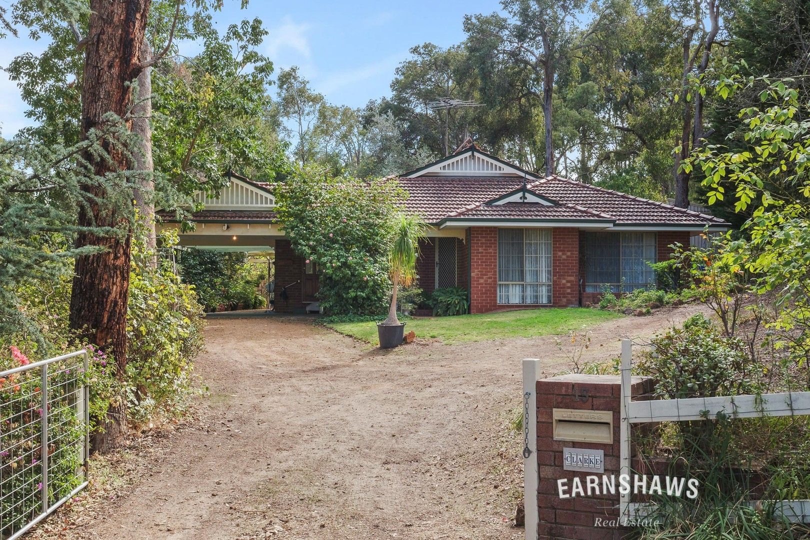 15 Rainsford Way, Parkerville WA 6081, Image 0