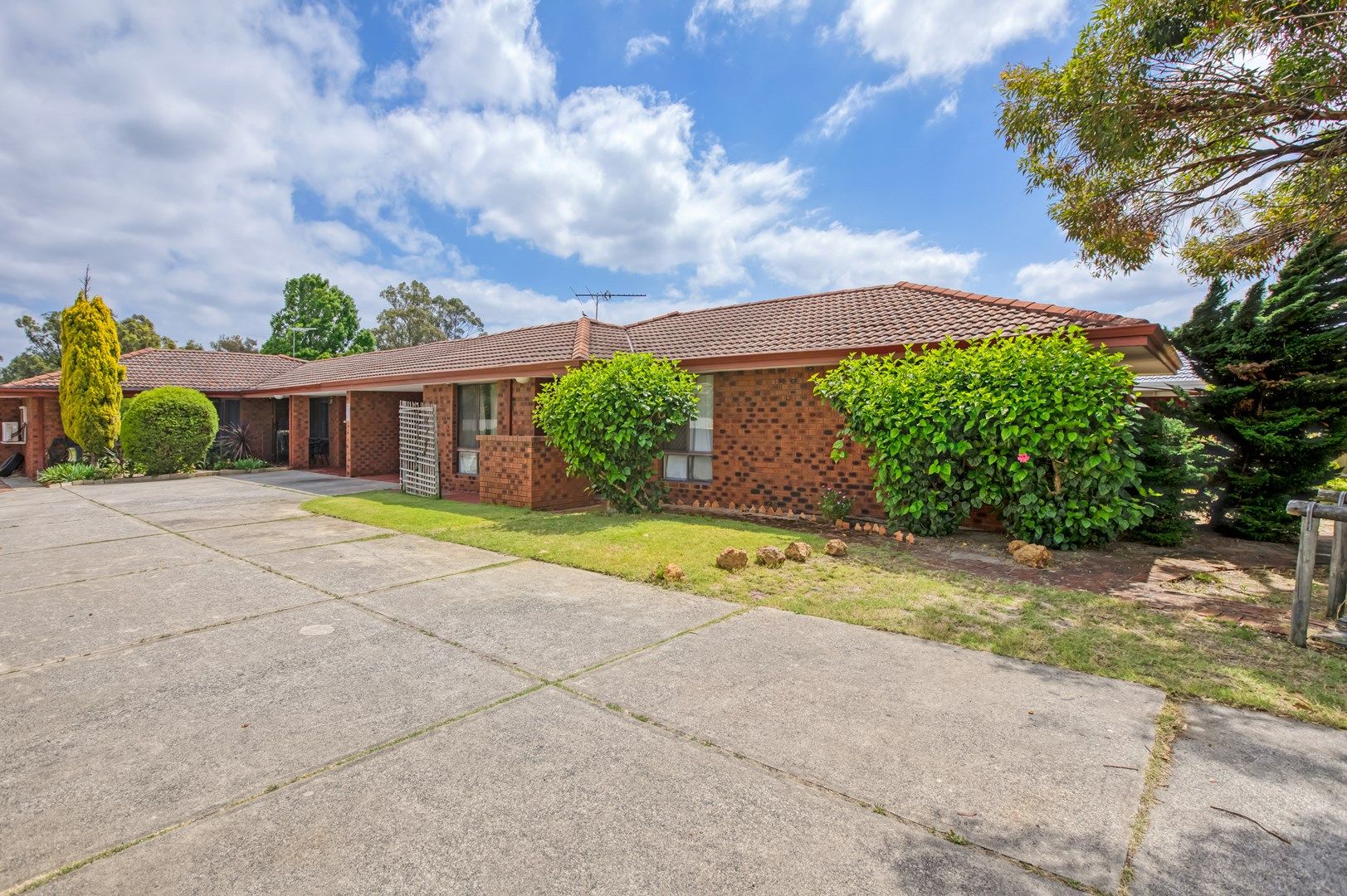 9 Barlee Way, Beechboro WA 6063, Image 0