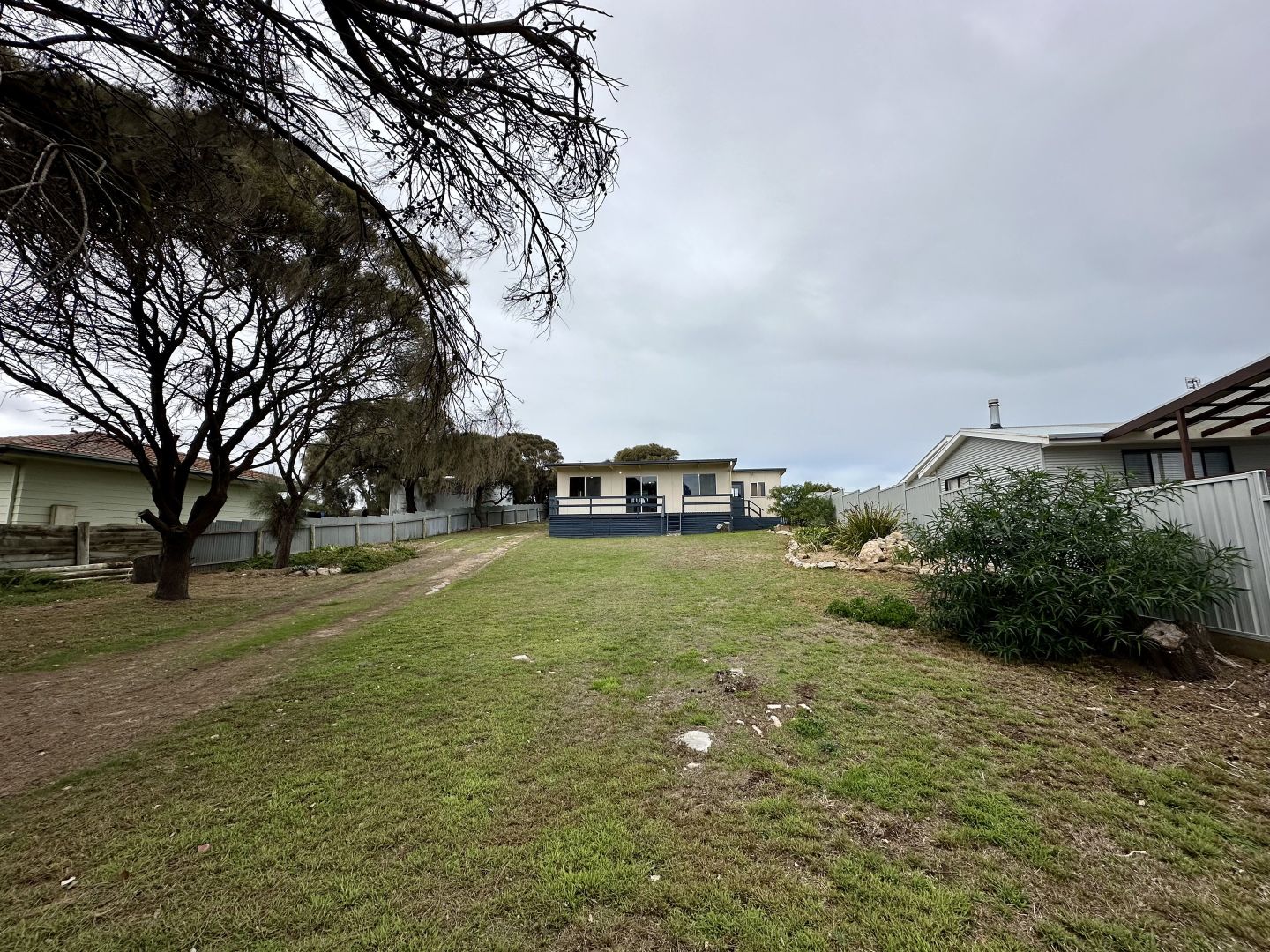 13 Wentworth Street, Beachport SA 5280, Image 2