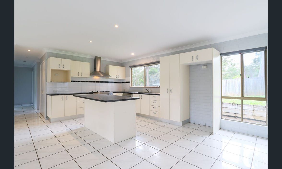 112 Commissioners Flat Rd, Peachester QLD 4519 House For Rent 700