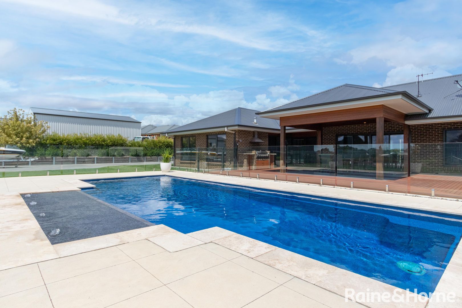 18 Ridgeview Close, White Rock NSW 2795, Image 1