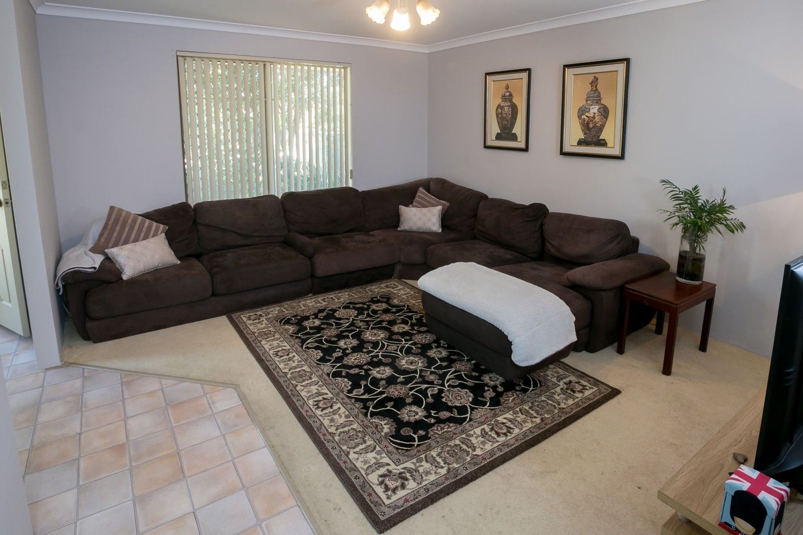 3 bedrooms House in 2/7 Lester Drive THORNLIE WA, 6108