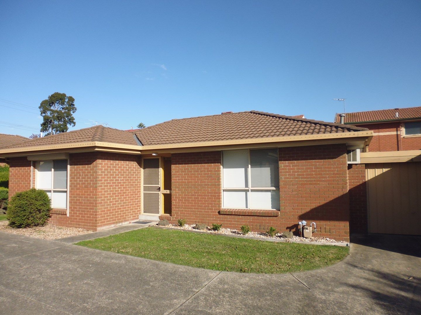 2 bedrooms Apartment / Unit / Flat in 4/189 Dorset Road BORONIA VIC, 3155