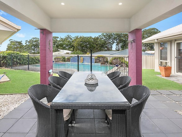 5 Quay Crescent, Safety Beach NSW 2456