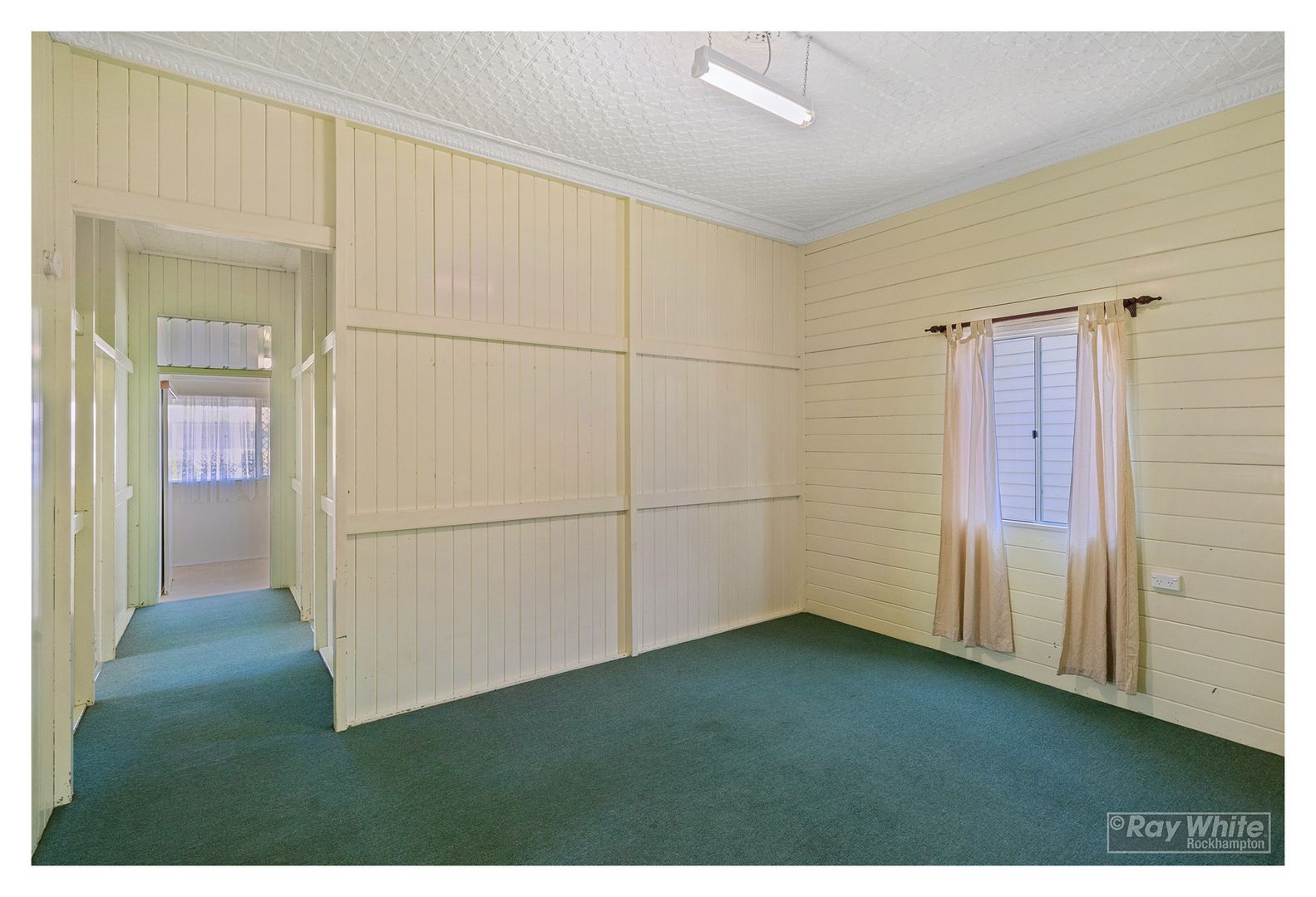 124 Derby Street, Allenstown QLD 4700, Image 2