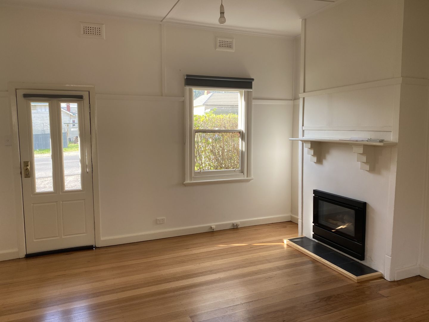 16a Parker Street, Castlemaine VIC 3450 Apartment For Rent Domain