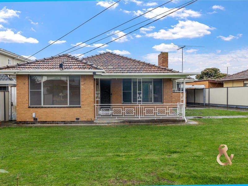 3 bedrooms House in 41 Bickley Avenue THOMASTOWN VIC, 3074