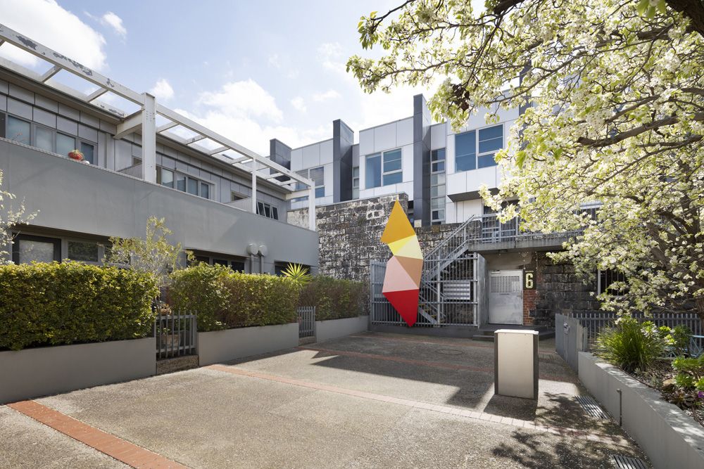 2 bedrooms Apartment / Unit / Flat in 3/6 Industry Lane COBURG VIC, 3058