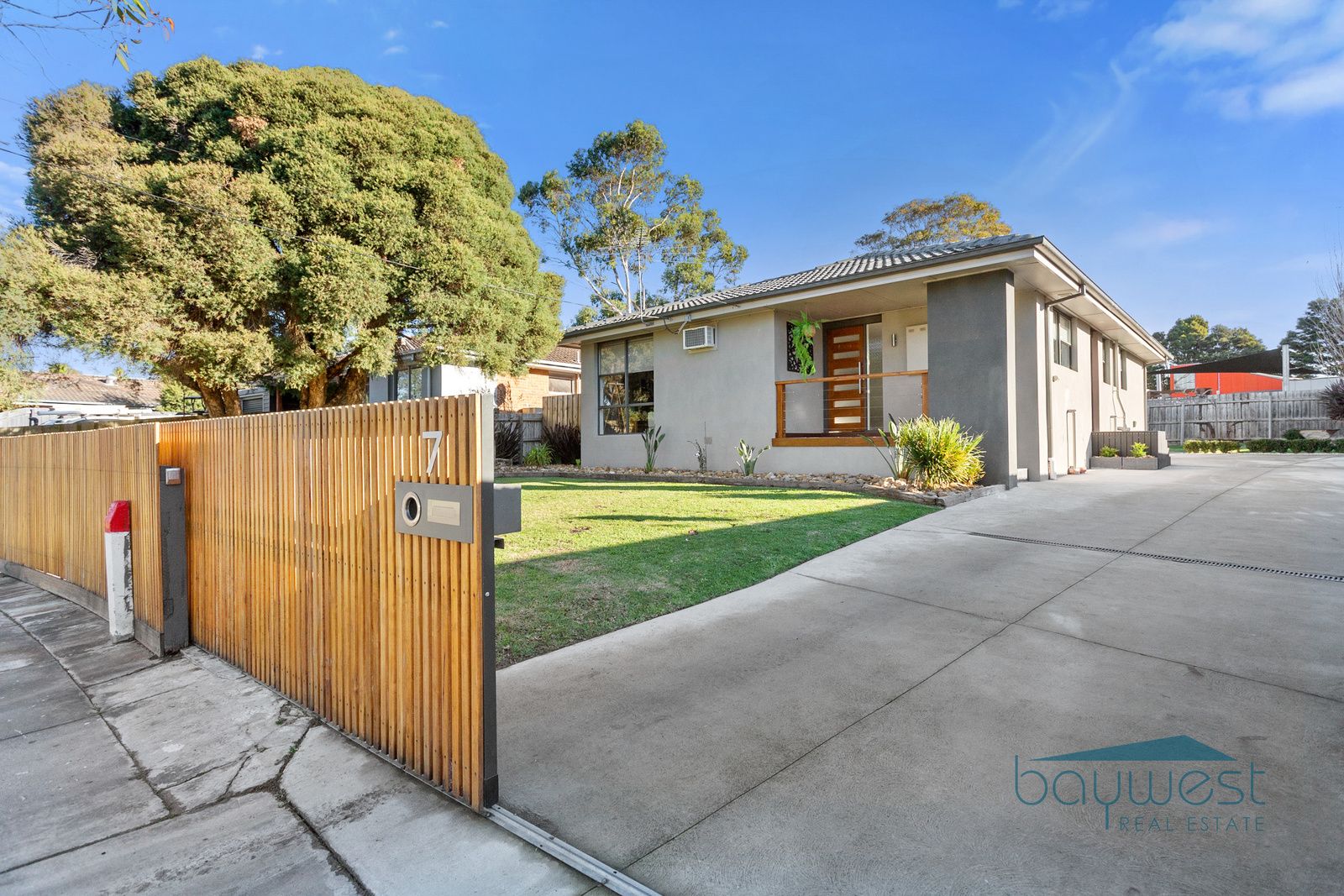 4 bedrooms House in 7 Teal Court HASTINGS VIC, 3915