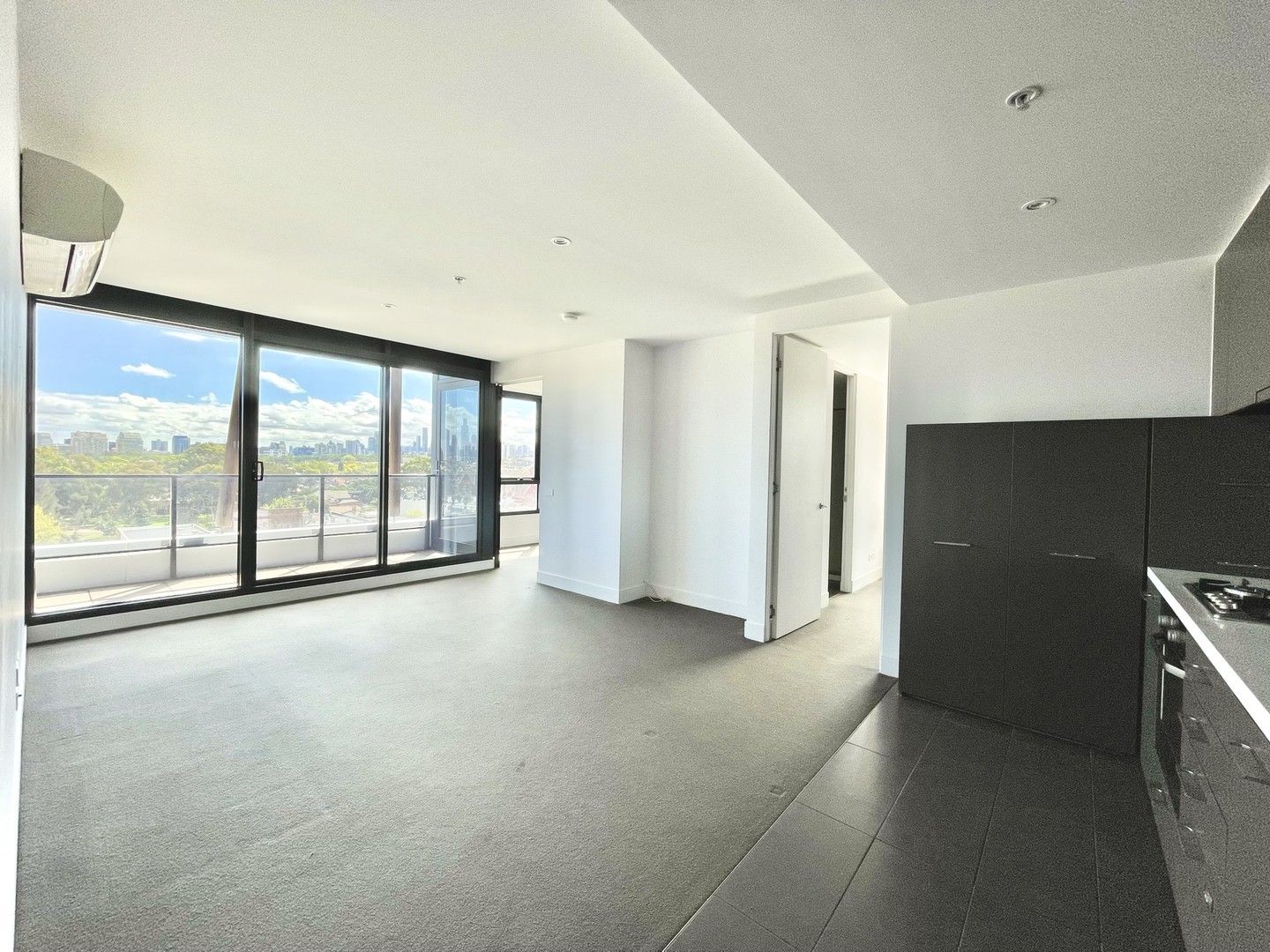 2 bedrooms Apartment / Unit / Flat in 622/32 Bray Street SOUTH YARRA VIC, 3141