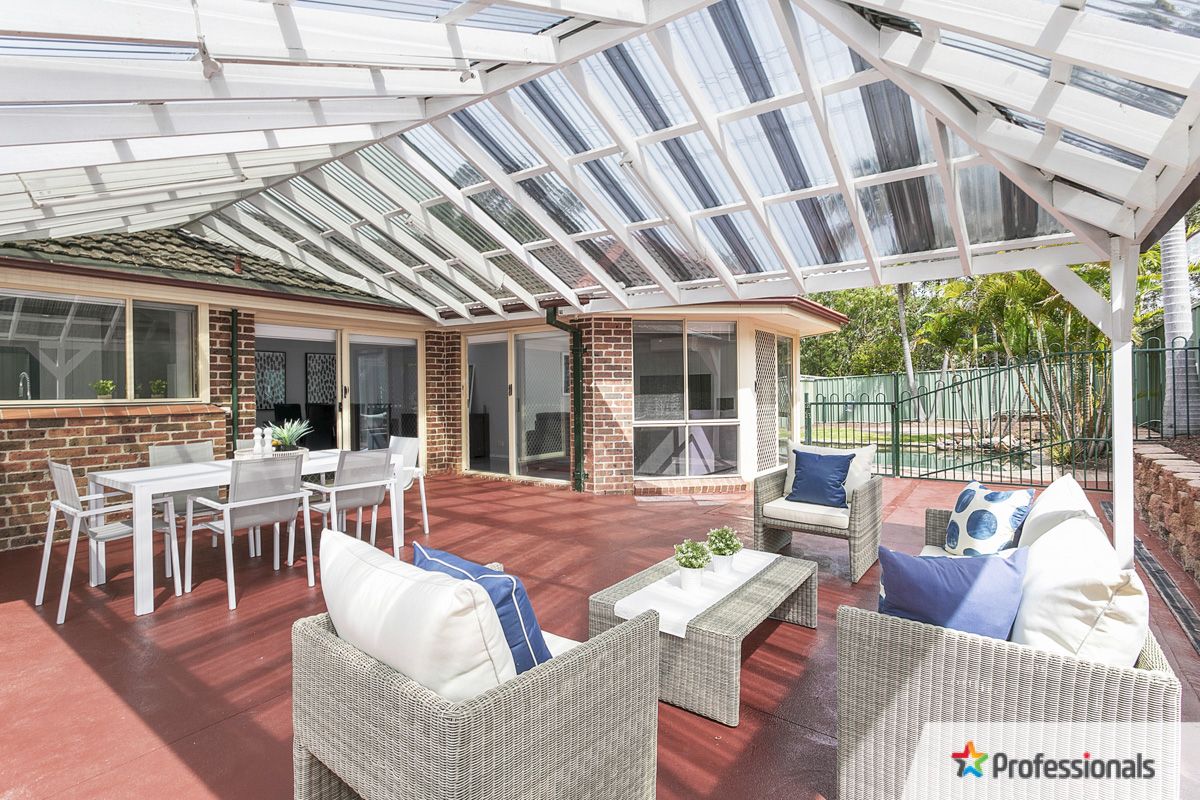15 Snow Gum Place, Alfords Point NSW 2234, Image 2