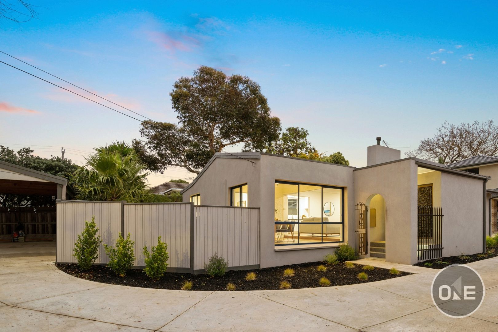 3 bedrooms House in 1/5 Wandin Court FOREST HILL VIC, 3131