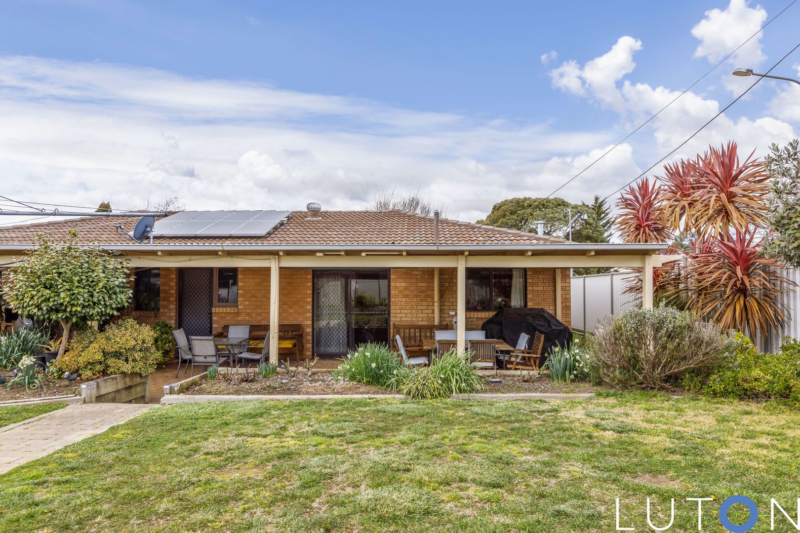 6 Kinnimo Place, Isabella Plains ACT 2905, Image 1