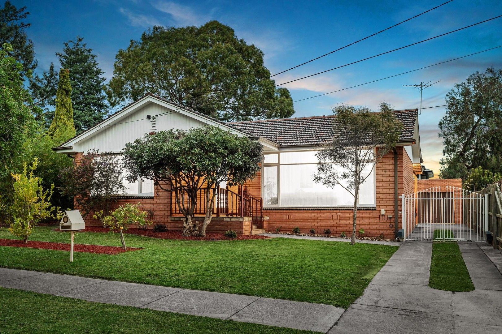 4 Bass Court, Mount Waverley VIC 3149, Image 0