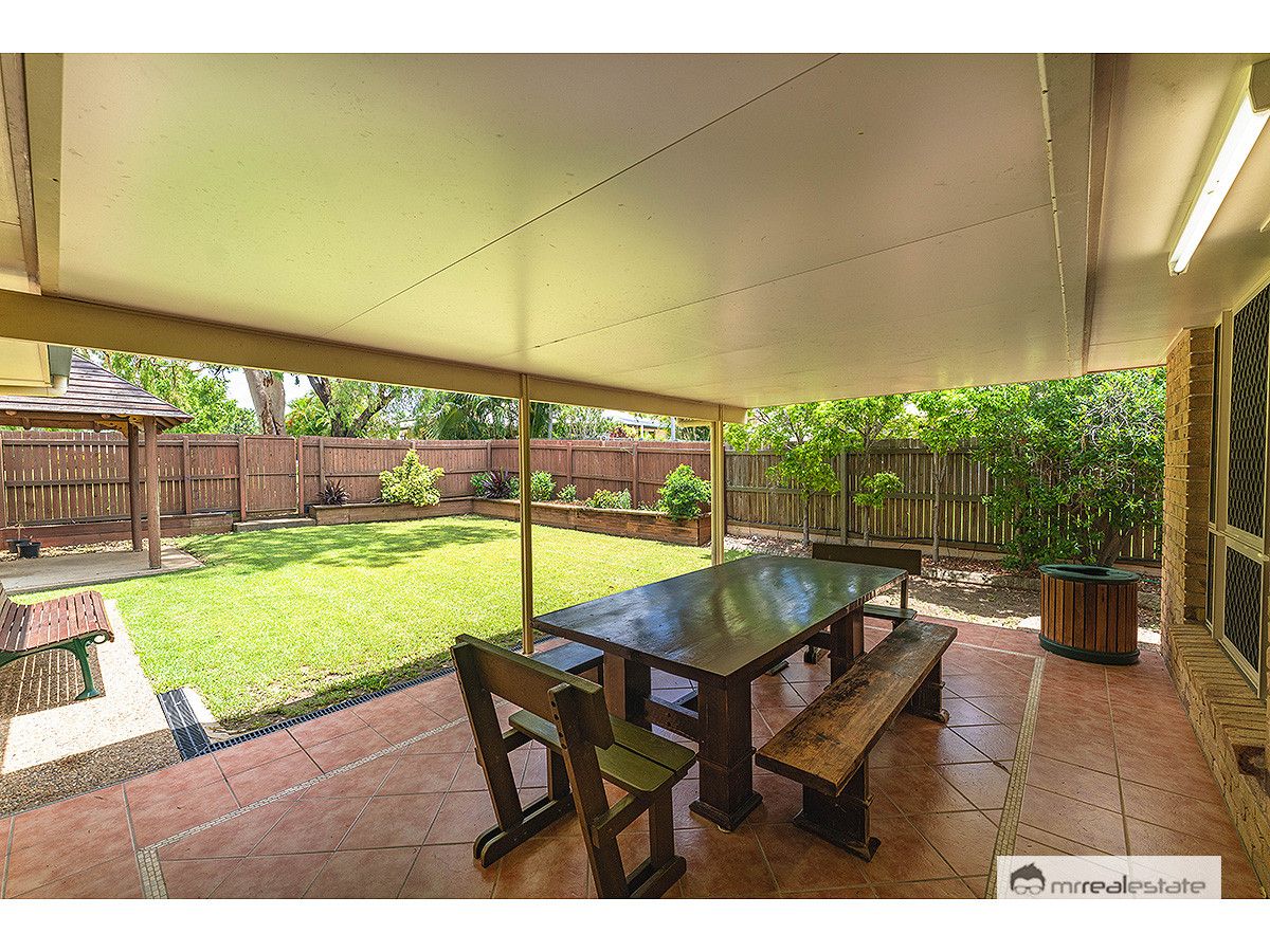 10 Lilydale Close, Norman Gardens QLD 4701, Image 2