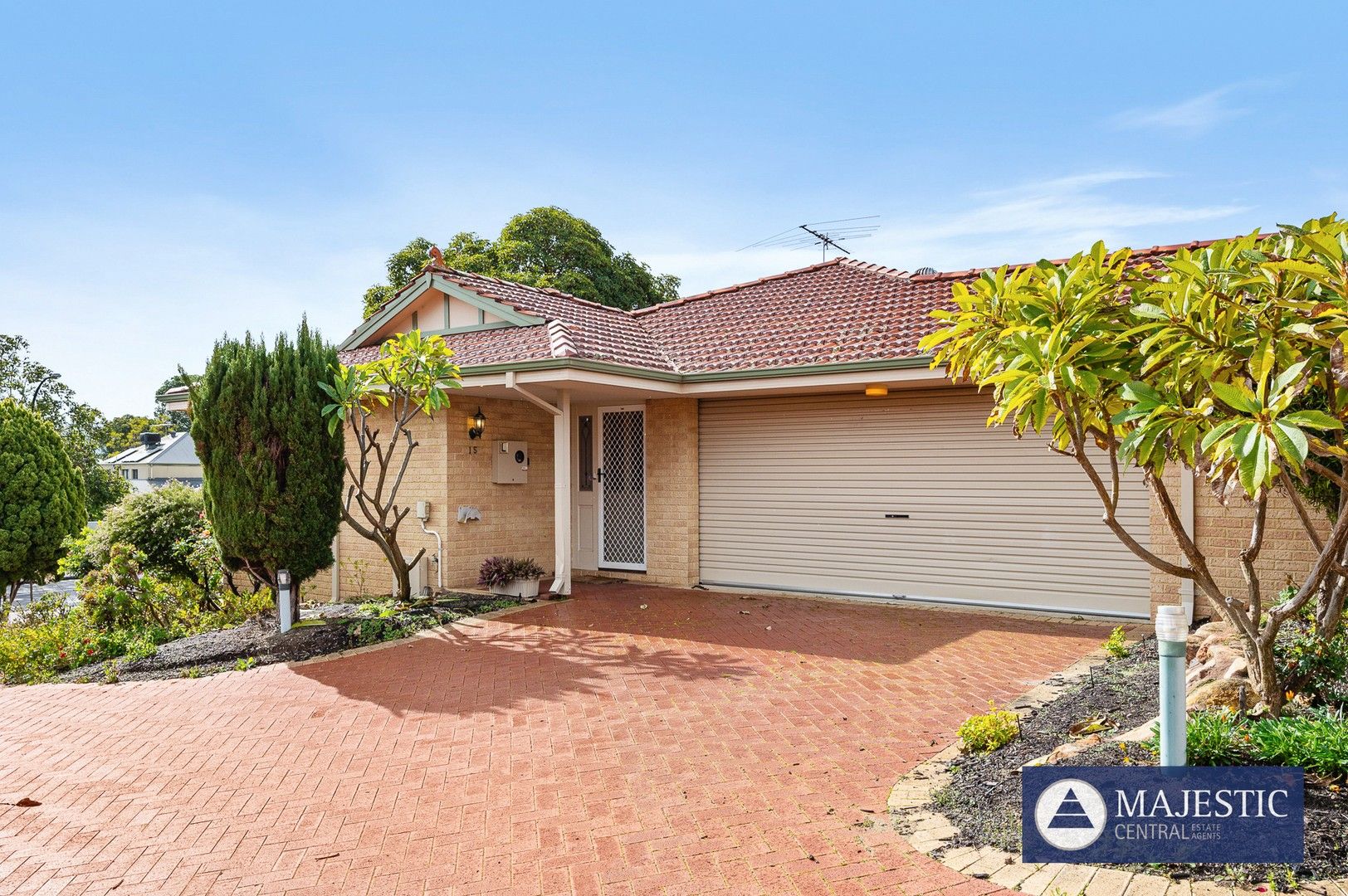 15 Coomoora Road, Mount Pleasant WA 6153, Image 0