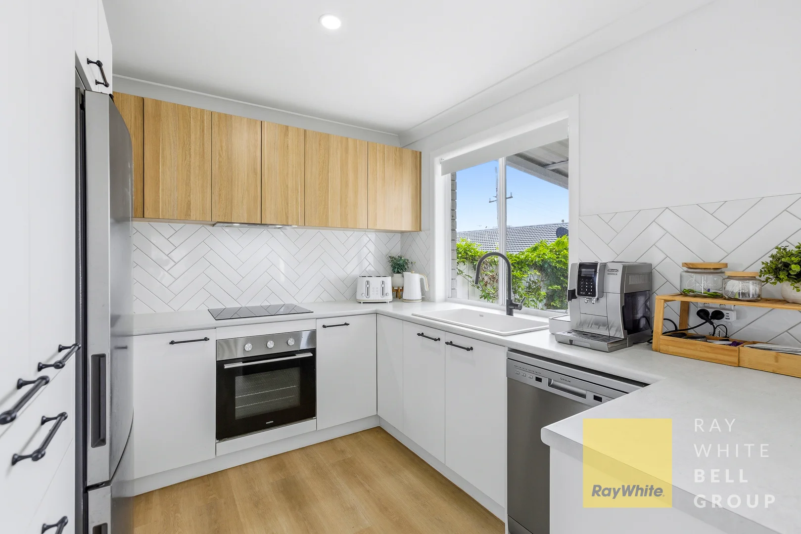 Additional image 7 of 2/9 Beitz Avenue, Labrador QLD 4215