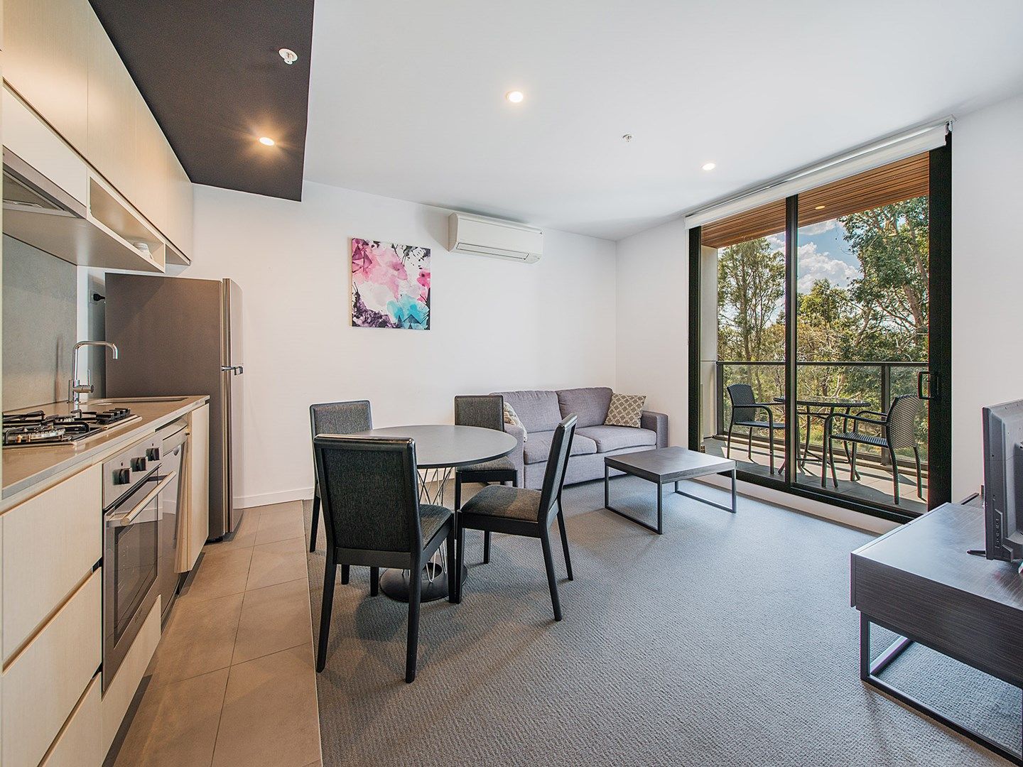 211/6 Clarkson Court, Clayton VIC 3168, Image 0