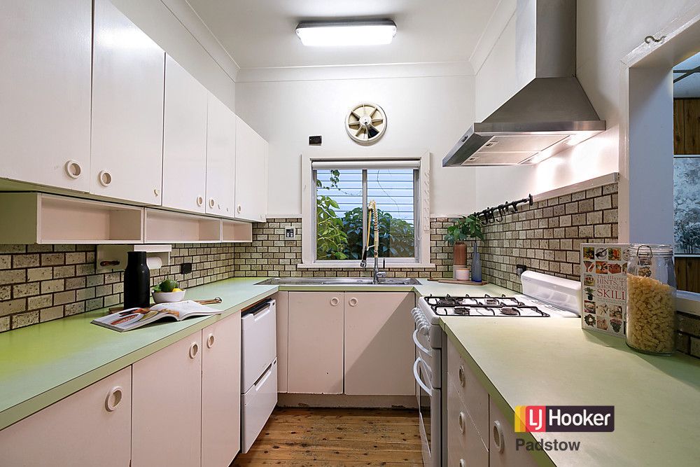 52 Howard Road, Padstow NSW 2211, Image 2