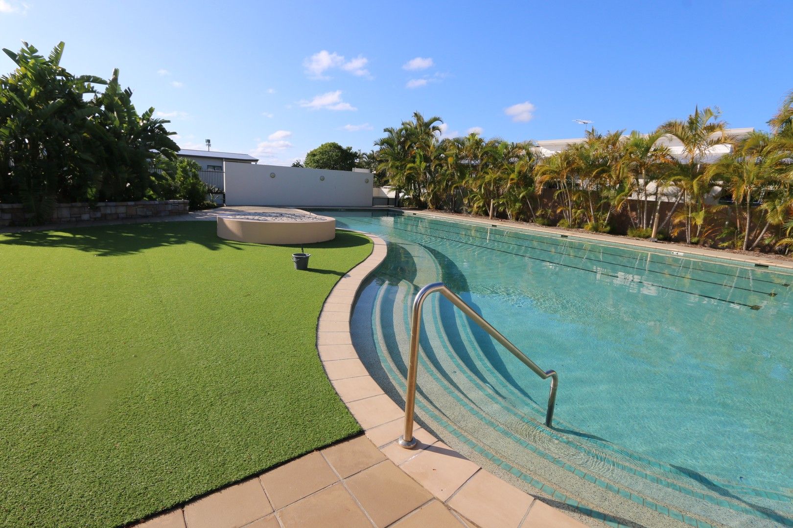 Sandstone Point QLD 4511 3 beds apartment for Rent, 1,500 16780914