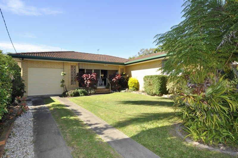 3 bedrooms House in 47 Ashbourne Terrace BIGGERA WATERS QLD, 4216