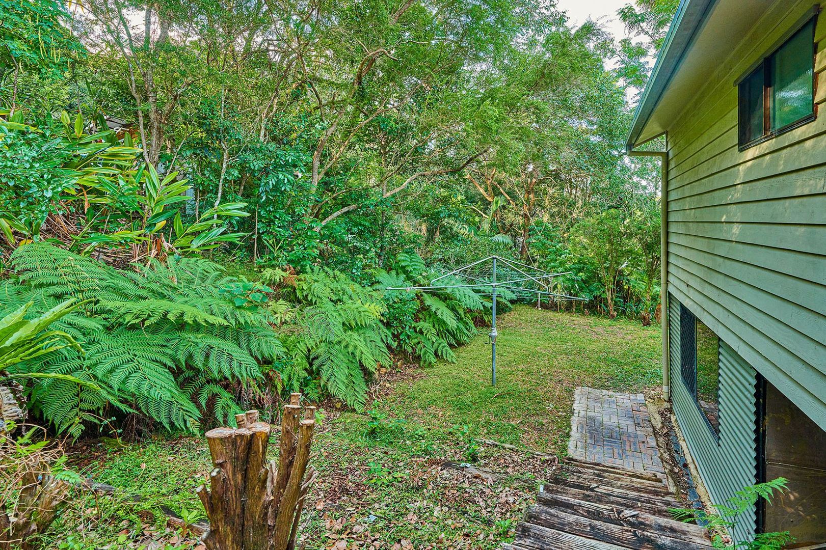 7 Arika Avenue, Ocean Shores NSW 2483, Image 2