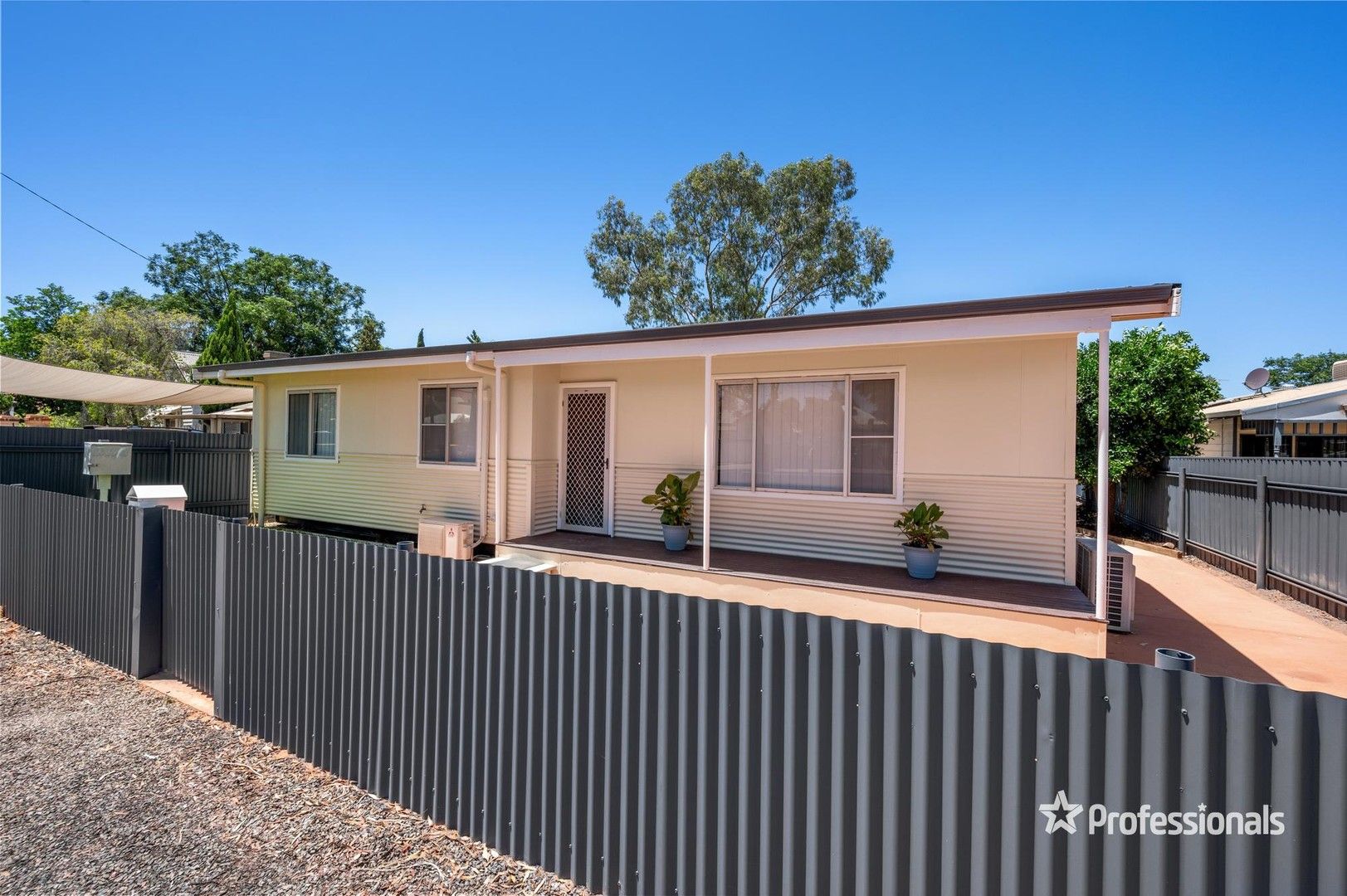 3 bedrooms House in 128 Piesse Street BOULDER WA, 6432