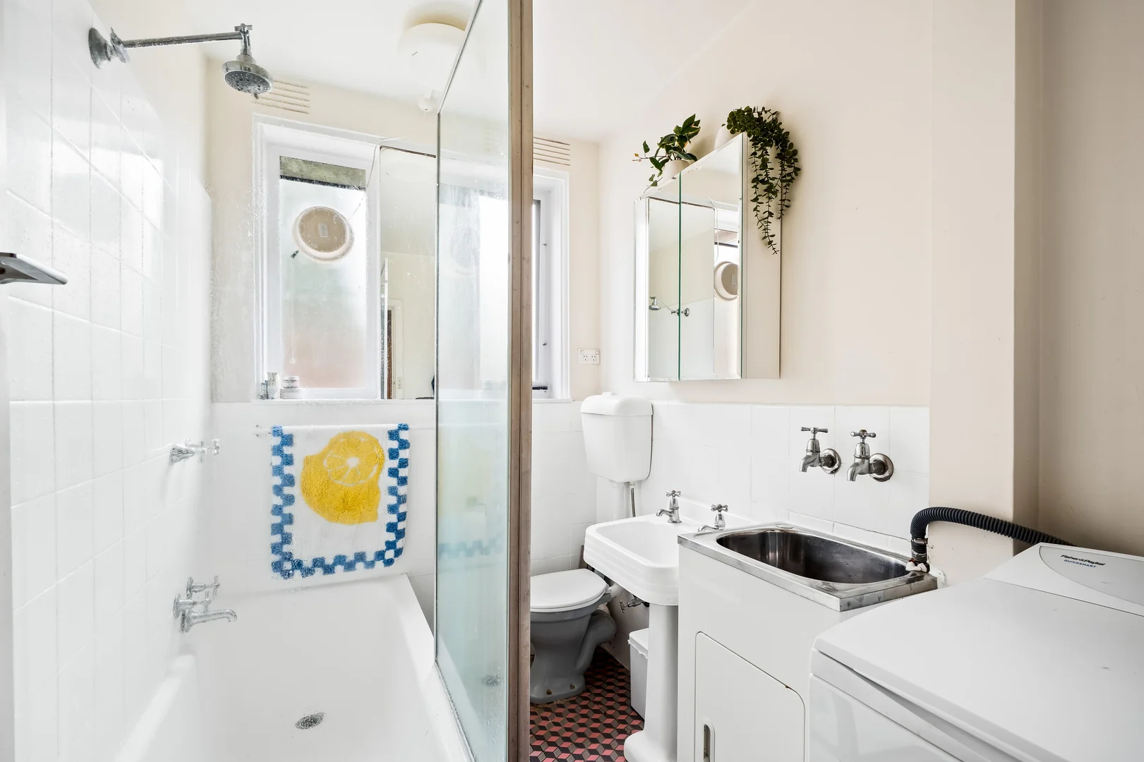 Additional image 7 of 4/63 Ormond Road, Elwood VIC 3184