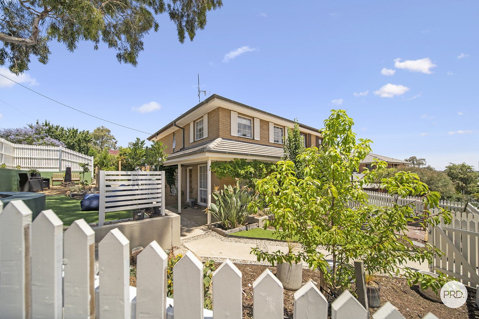 1/1 Heyington Place, Kennington VIC 3550, Image 0