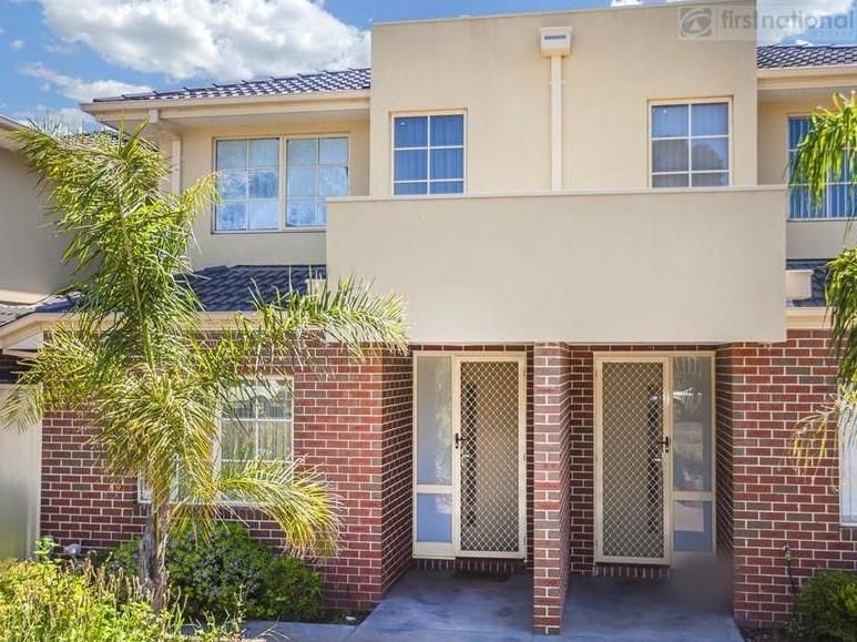 3 bedrooms Townhouse in 2/29-31 Ashleigh Crescent MEADOW HEIGHTS VIC, 3048