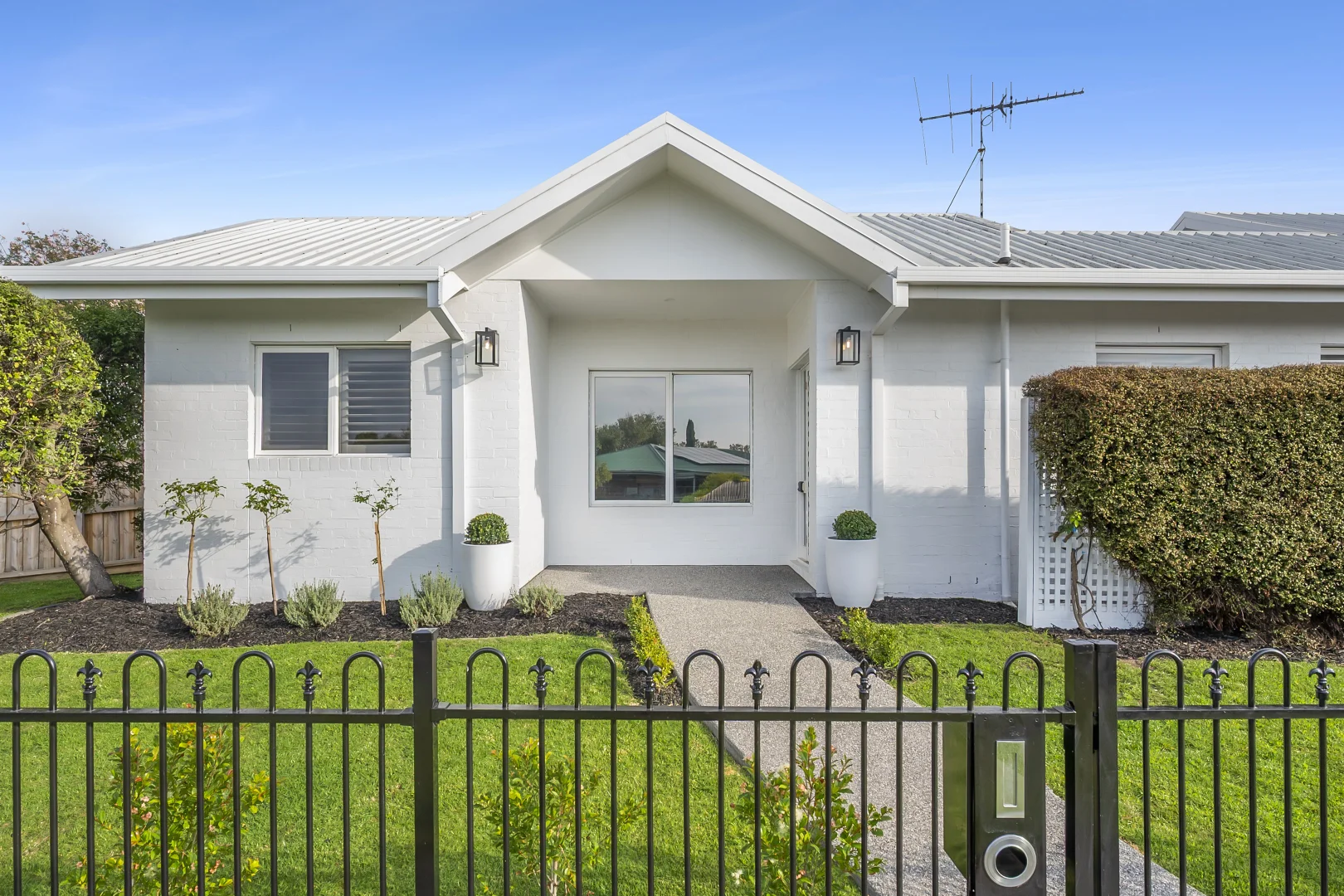Additional image 20 of 2/33 Glastonbury Drive, Highton VIC 3216
