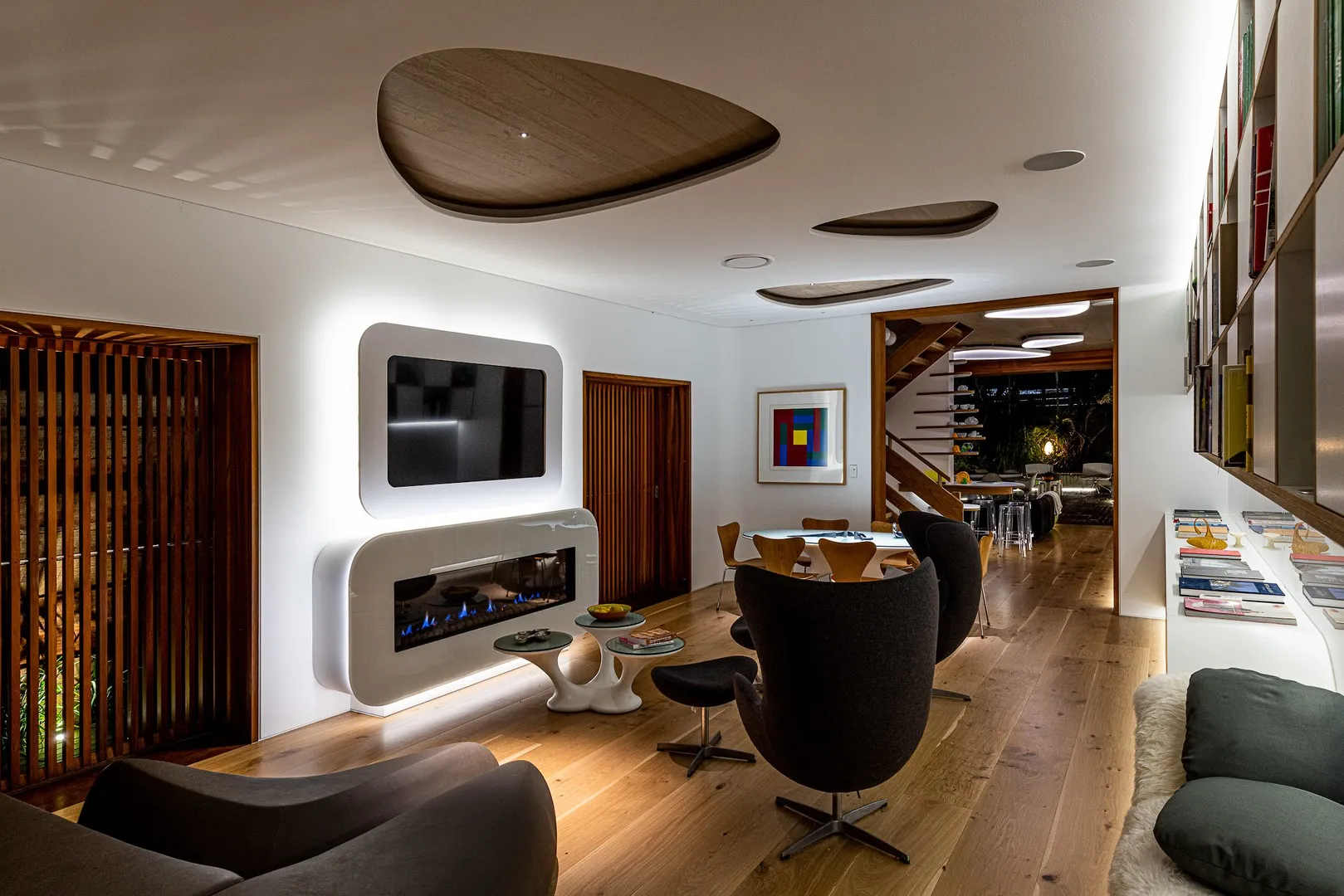 Architecturally Designed Luxury Home, Executive Furnished - Widok 5