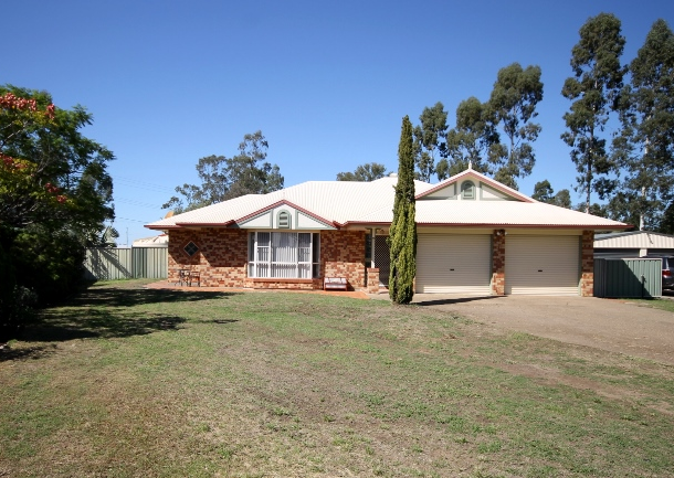 3 Azalea Court, Dalby QLD 4405