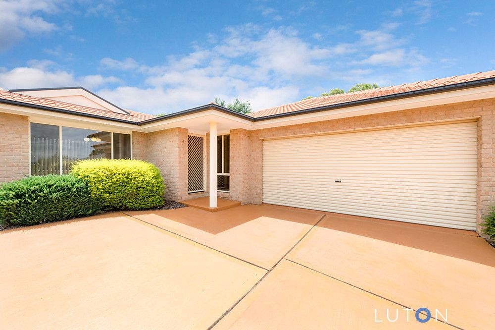 3 bedrooms Townhouse in 4/74 Katherine Avenue AMAROO ACT, 2914