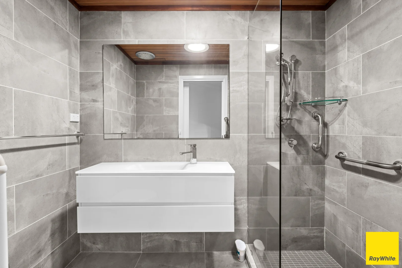 Additional image 9 of 4/24 Warren Street, Palm Cove QLD 4879