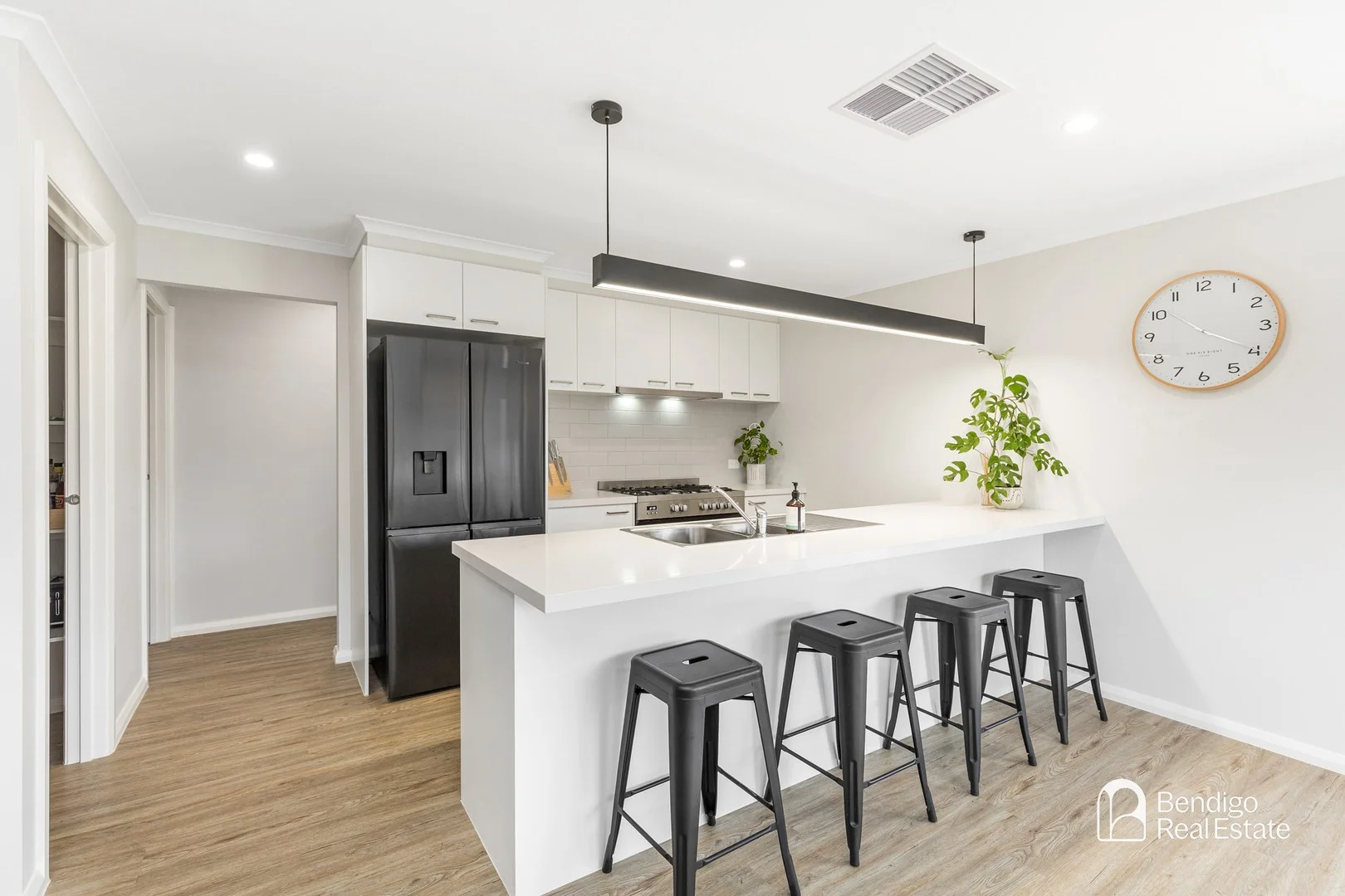 18 Bettalan Court, Spring Gully VIC 3550