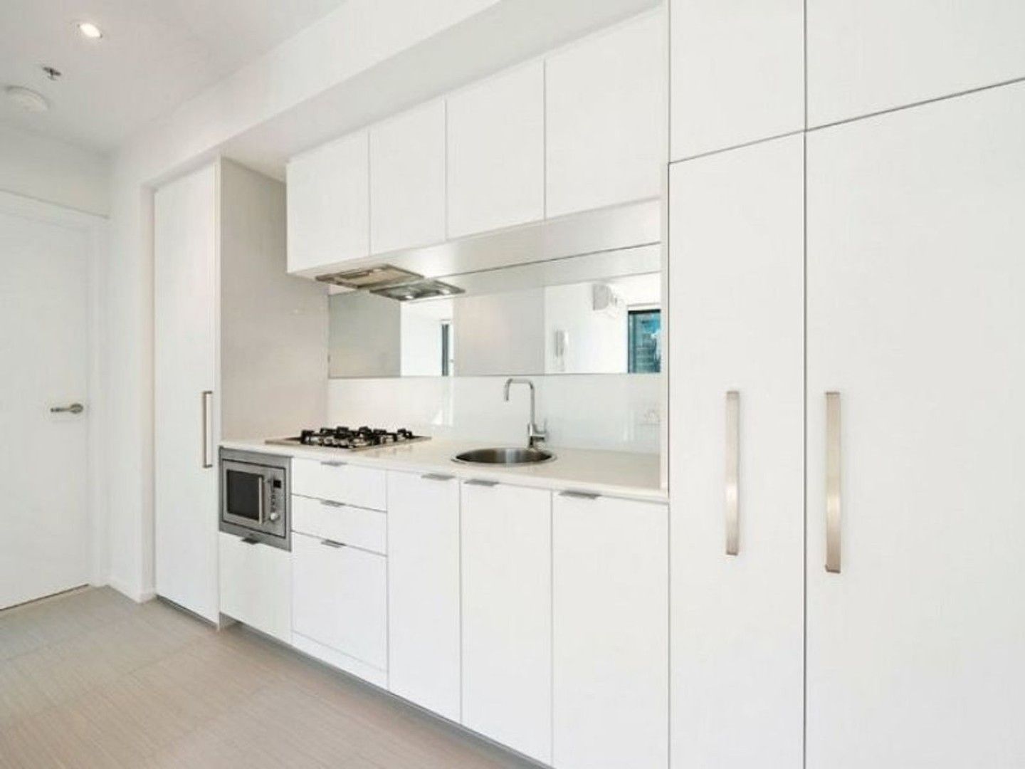 1 bedrooms Apartment / Unit / Flat in 2204/46-50 Haig Street SOUTHBANK VIC, 3006