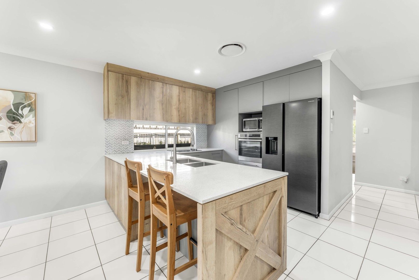 4 bedrooms House in 25 Pendula Street MOUNT COTTON QLD, 4165