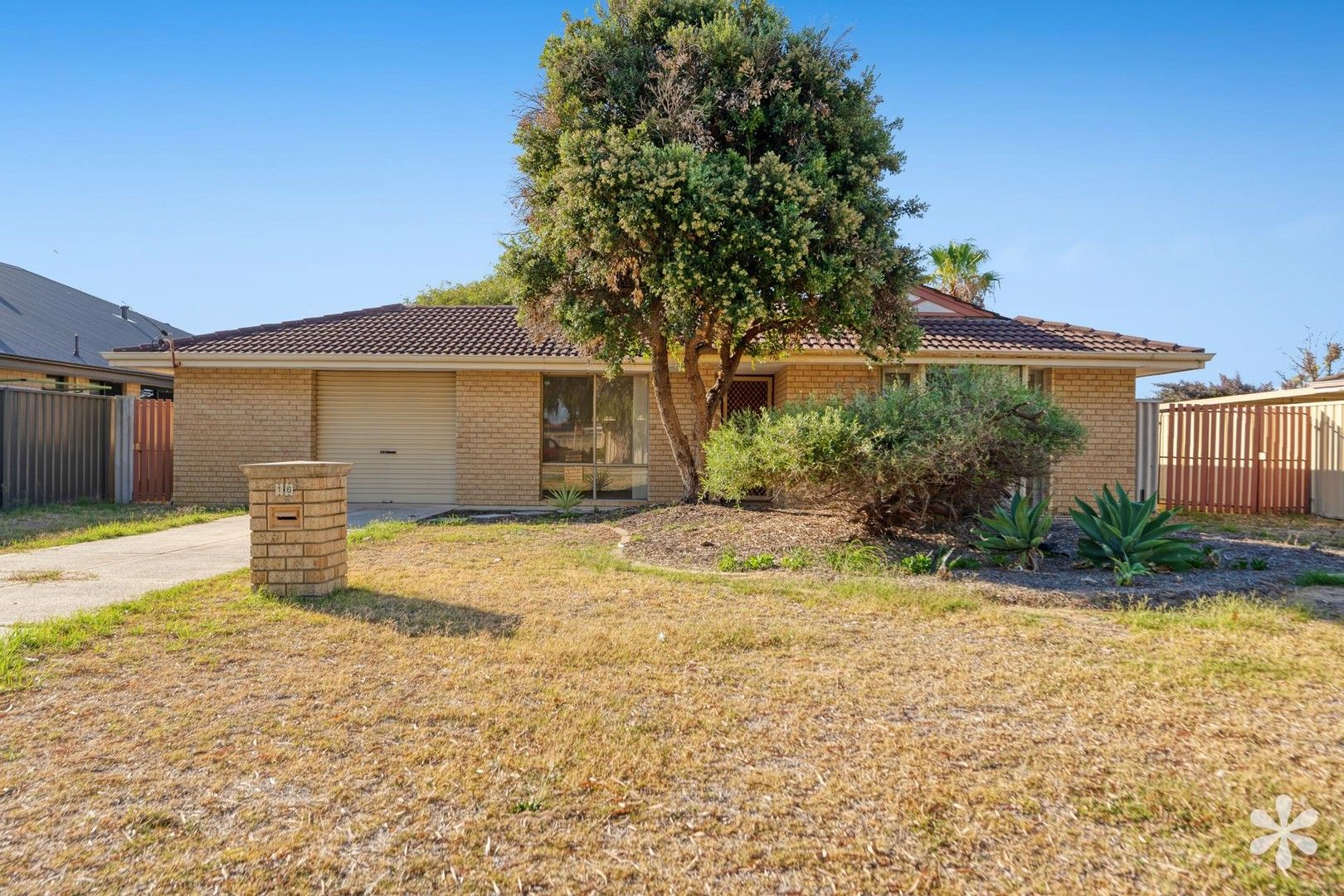 3 bedrooms House in 16 Conway Loop WAIKIKI WA, 6169