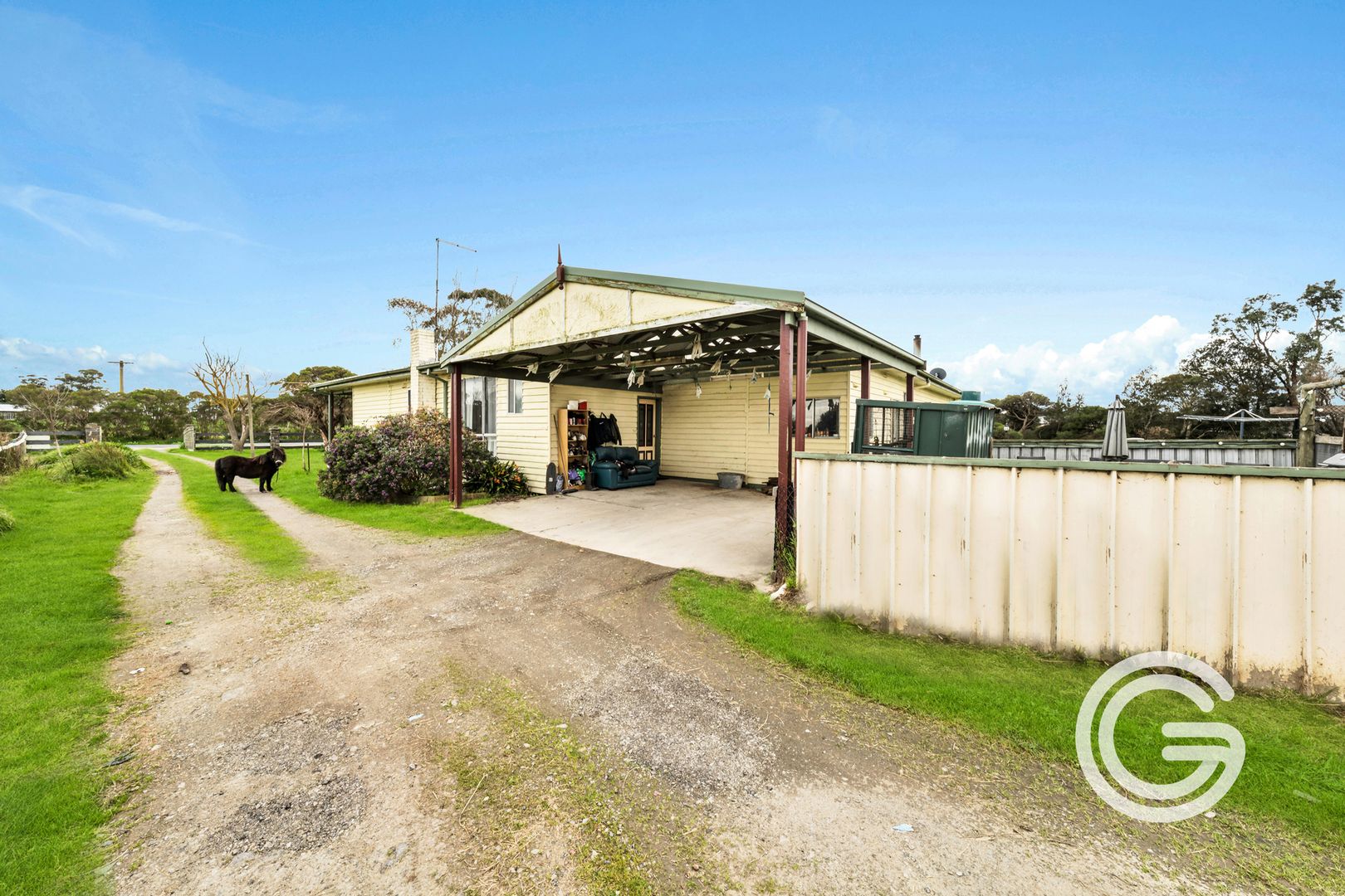 120 Craig Road, Devon Meadows VIC 3977, Image 2