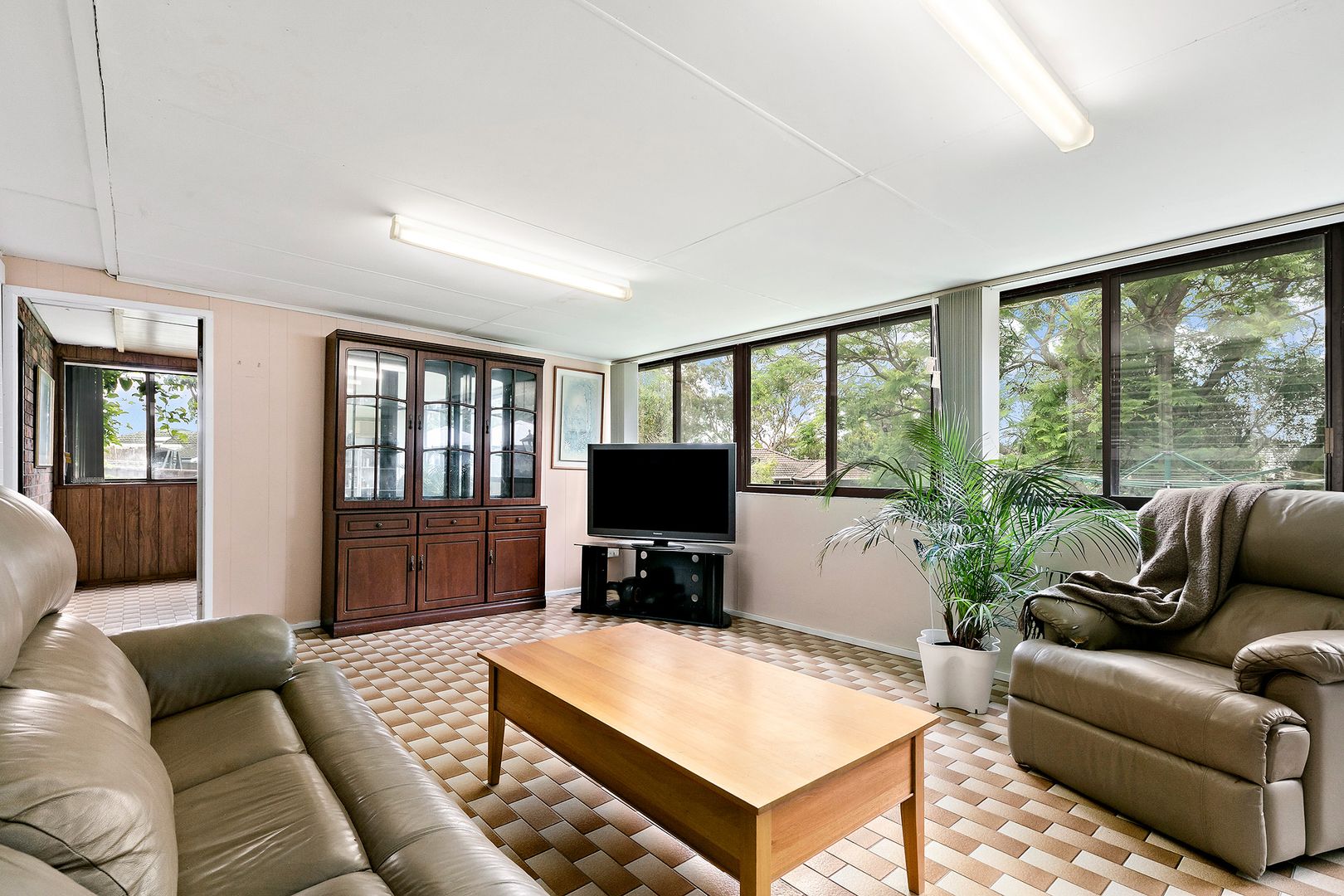 54 Kanangra Crescent, Ruse NSW 2560, Image 2