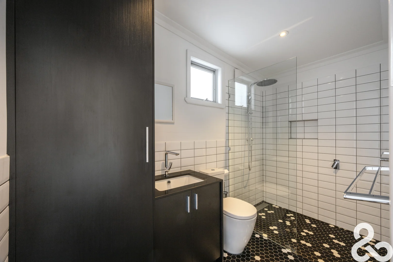 Additional image 12 of 192 Nell Street, Greensborough VIC 3088