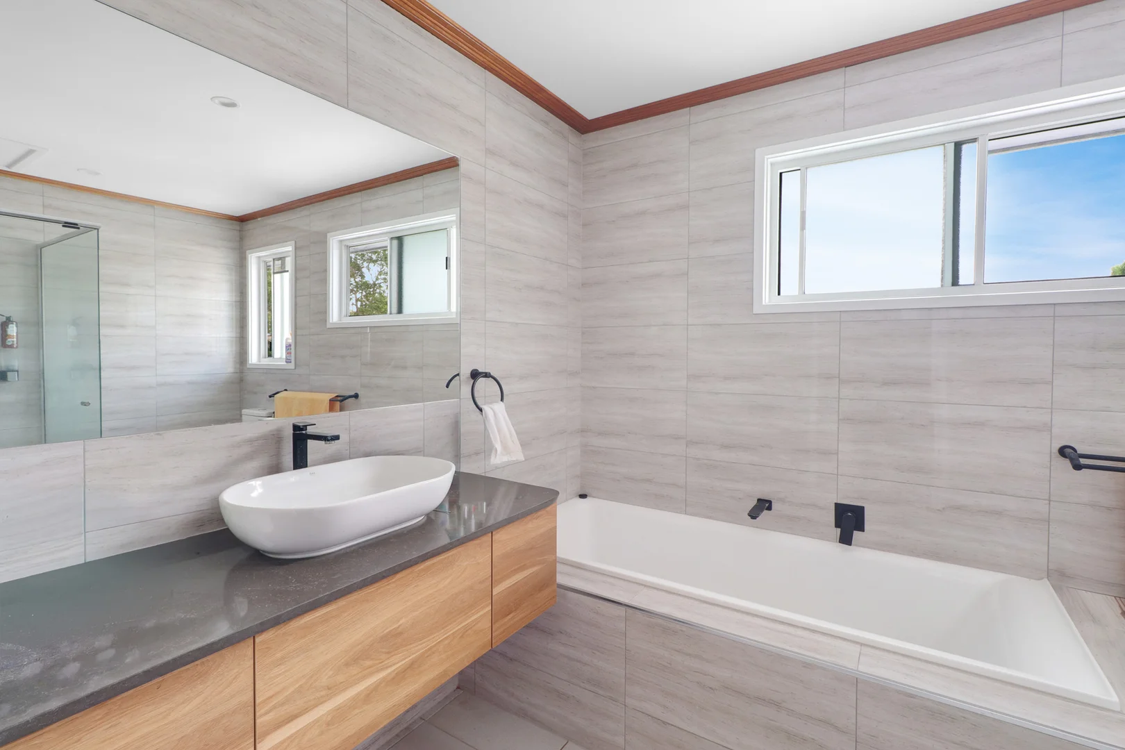 Additional image 17 of 33 Namba Street, Pacific Paradise QLD 4564