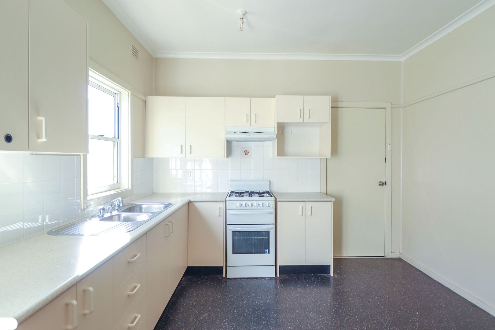 24 Proctor Parade, Sefton NSW 2162, Image 2