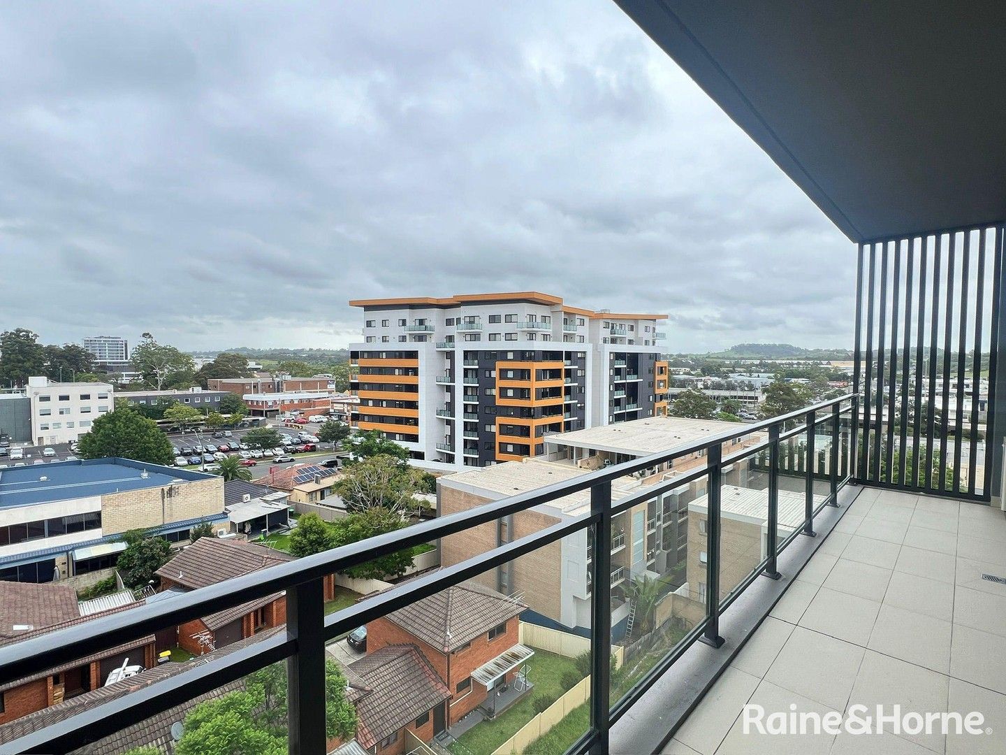 2 bedrooms Apartment / Unit / Flat in 605/15 King Street CAMPBELLTOWN NSW, 2560