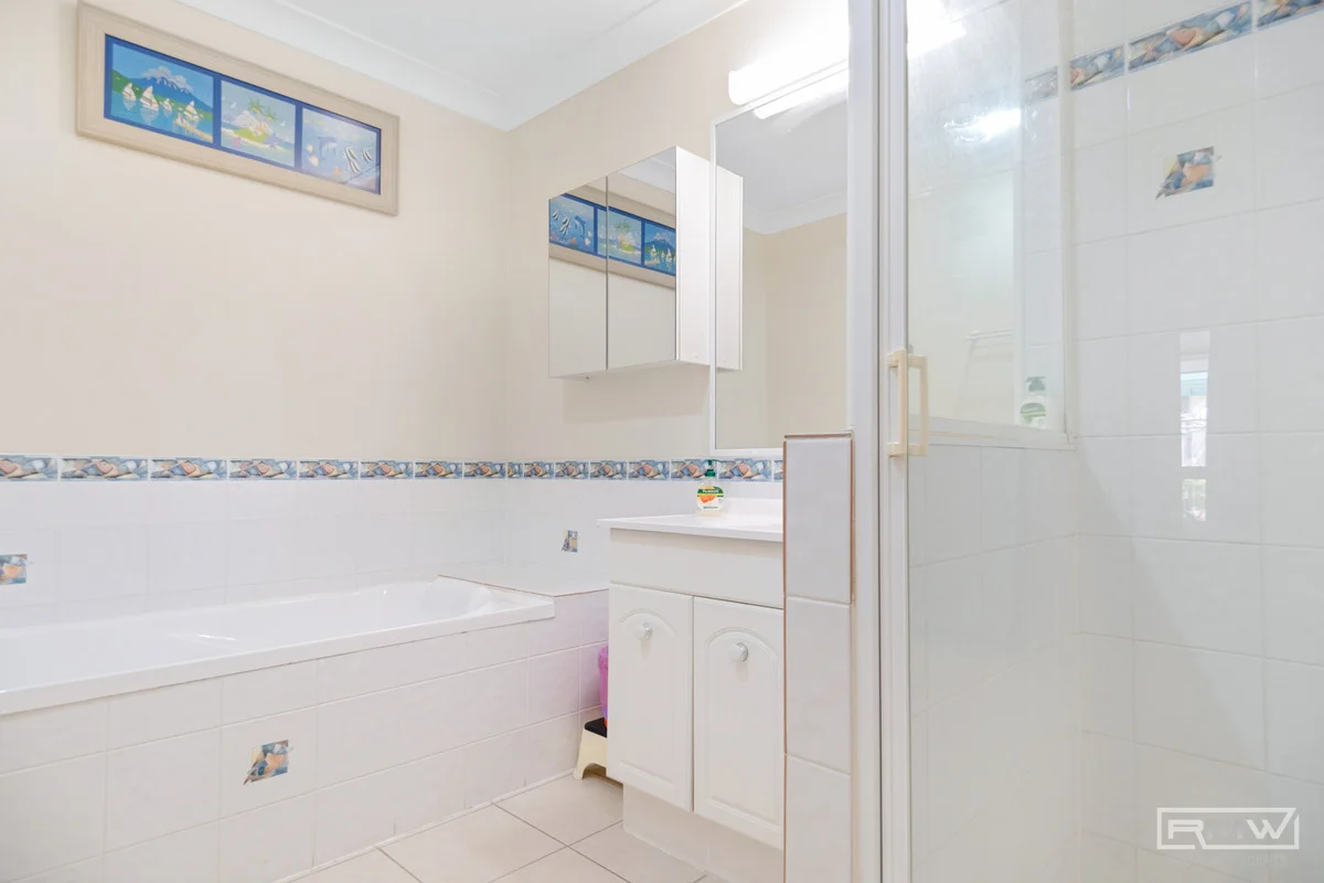 Additional image 3 of 2/2 Toos Close, Cooee Bay QLD 4703