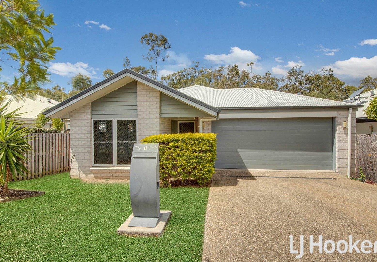 8 Christina Road, Clinton QLD 4680, Image 0