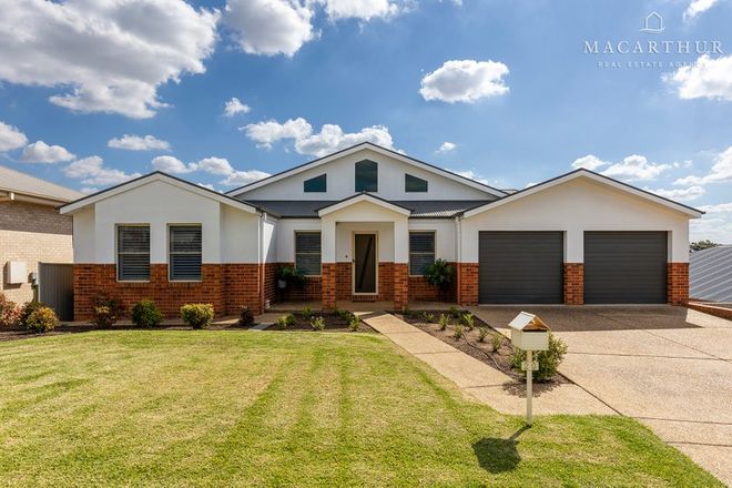 Picture of 20 Yanko Crescent, BOURKELANDS NSW 2650