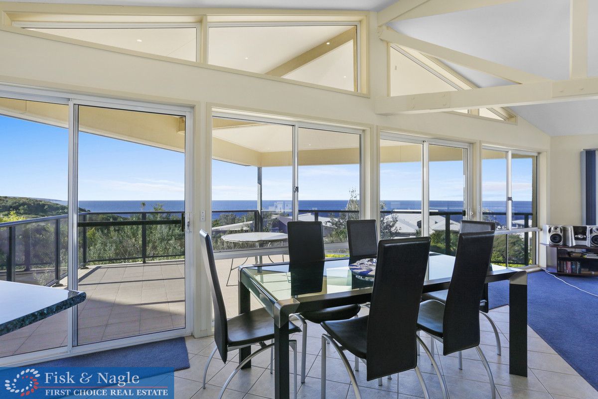 2 Nichole Court, Tura Beach NSW 2548, Image 2